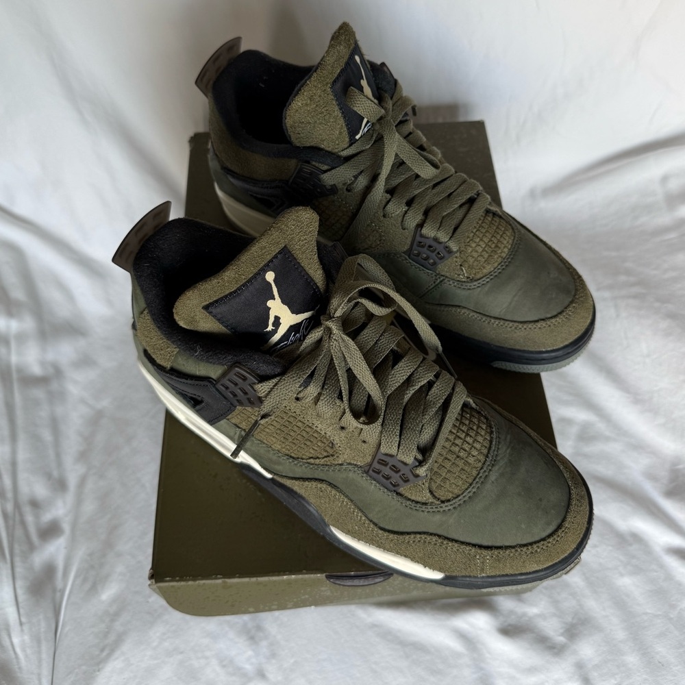 Air Jordan 4 Olive, sz 8.5